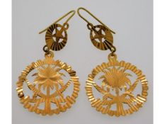 A pair of 18ct gold earrings, 6.2g