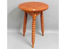 A bobbin legged Gypsy table, 28.75in high x 19.75in diameter £30-50