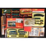 A quantity of mostly 00 gauge railway items includ