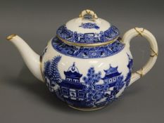 An antique Royal Worcester blue & white transferwa