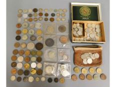 A quantity of mixed coinage