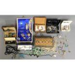 A quantity of mixed costume jewellery items includ