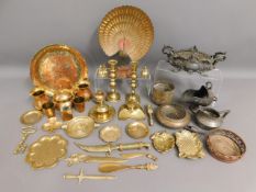 A quantity of various mostly brass decorative meta
