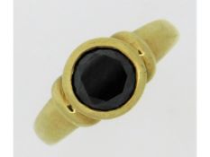 A 9ct gold ring set with 1.5ct black diamond, 4.1g