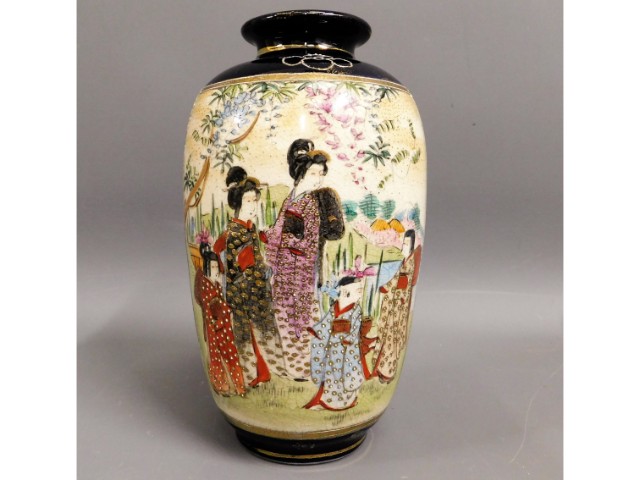An early 20thC. Japanese vase, 9in tall