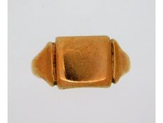 A 9ct rose gold signet ring, 6.8g, size P