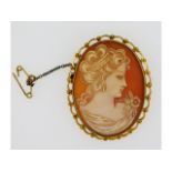 A 9ct gold cameo, 10.3g, 45mm high