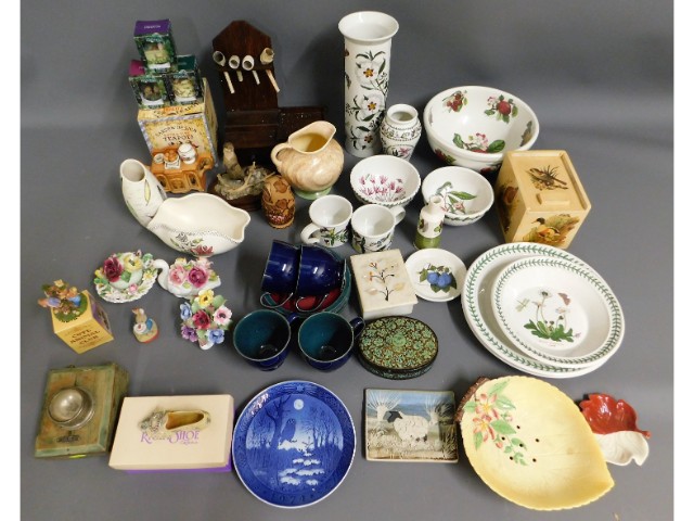 Four Denby stoneware cups & saucers, a pipe rack w