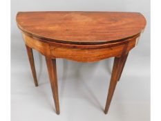A 19thC. mahogany tea table a/f 35in diameter x 28