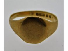 A 9ct gold signet ring, size O/P 3g