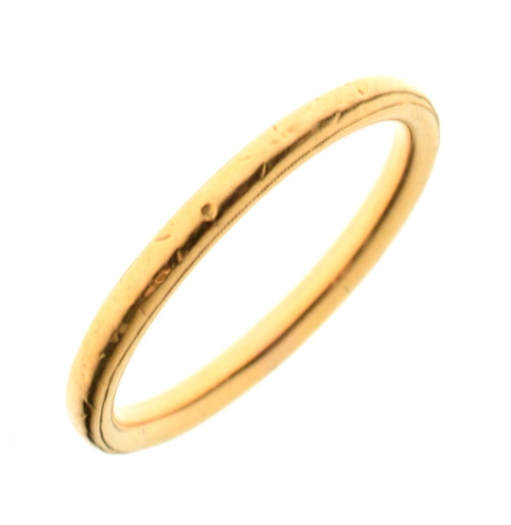 22ct gold wedding band, size Q, 4.1g approx Condition: Knocks and dints to exterior. Any external