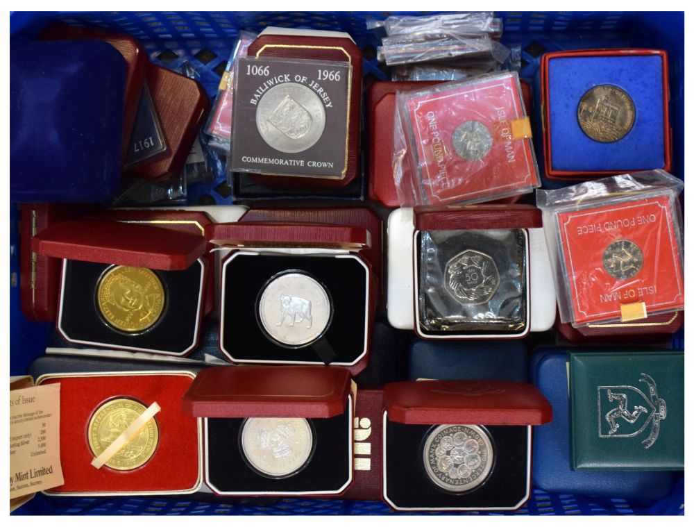 Coins and Medallions - Collection of GB and world coins etc to include; Norden Art and Gregory &