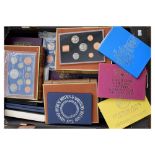 Coins - Collection of Royal Mint coin presentation packs mainly from the 1970's, together with world