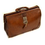 Vintage leather Gladstone style bag Condition: Light scuffing and wear allover, key present, would