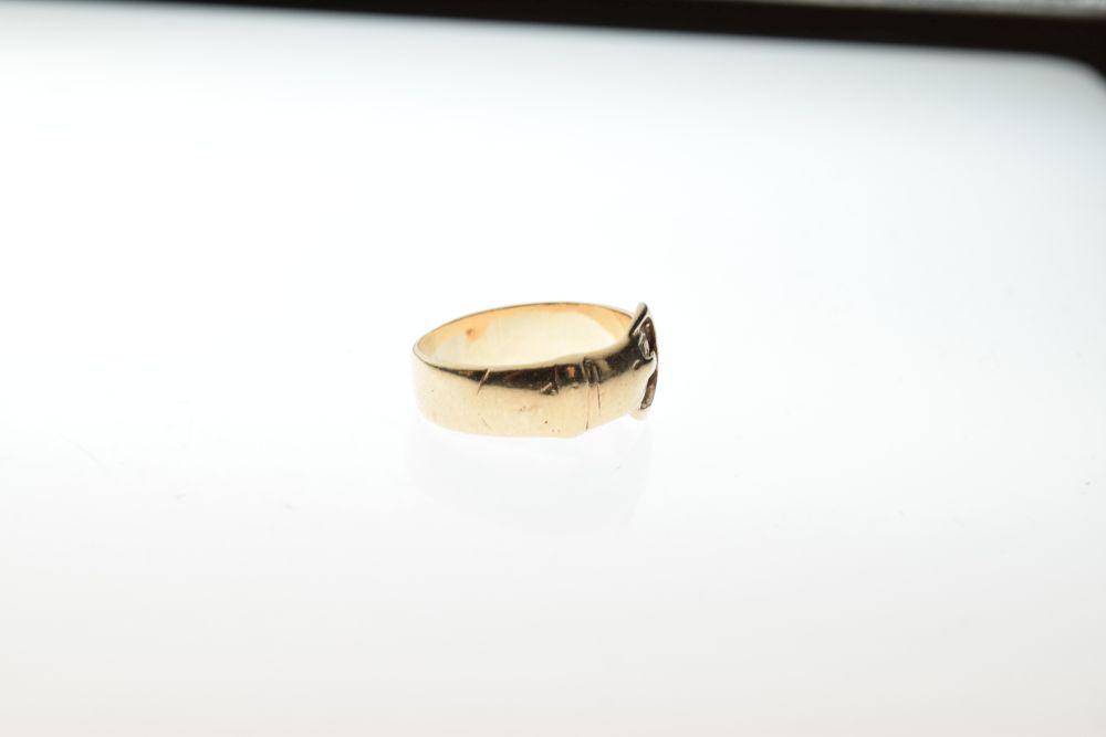 9ct gold wedding band with buckled belt decoration, size N, 3.4g approx Condition: Wear to the - Image 5 of 6