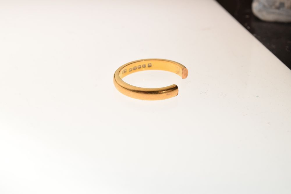 22ct gold wedding band (cut), 6.1g approx Condition: Cut as per images, sold as seen. **General - Image 2 of 4