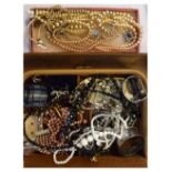 Quantity of costume jewellery to include; pearl necklaces, silver serviette rings etc Condition: