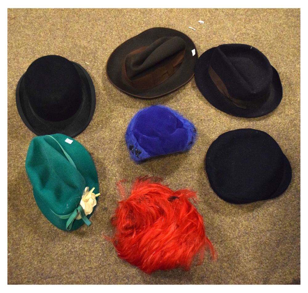 Good selection of vintage costume to include; bowler hat, ladies hats, purses, white linen garments,