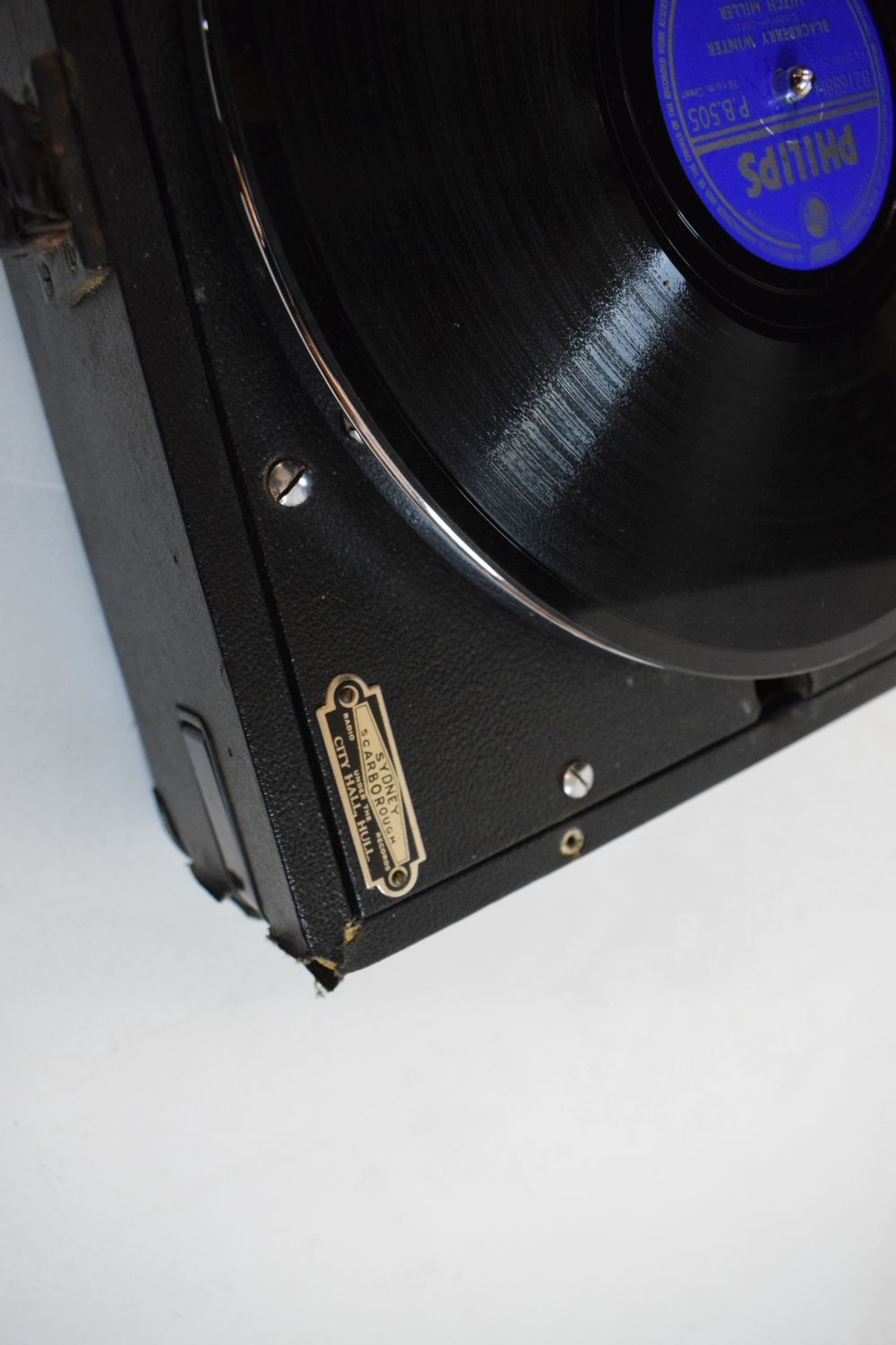 HMV table top record player Condition: General wear to corners of both cover and body, for - Image 5 of 6