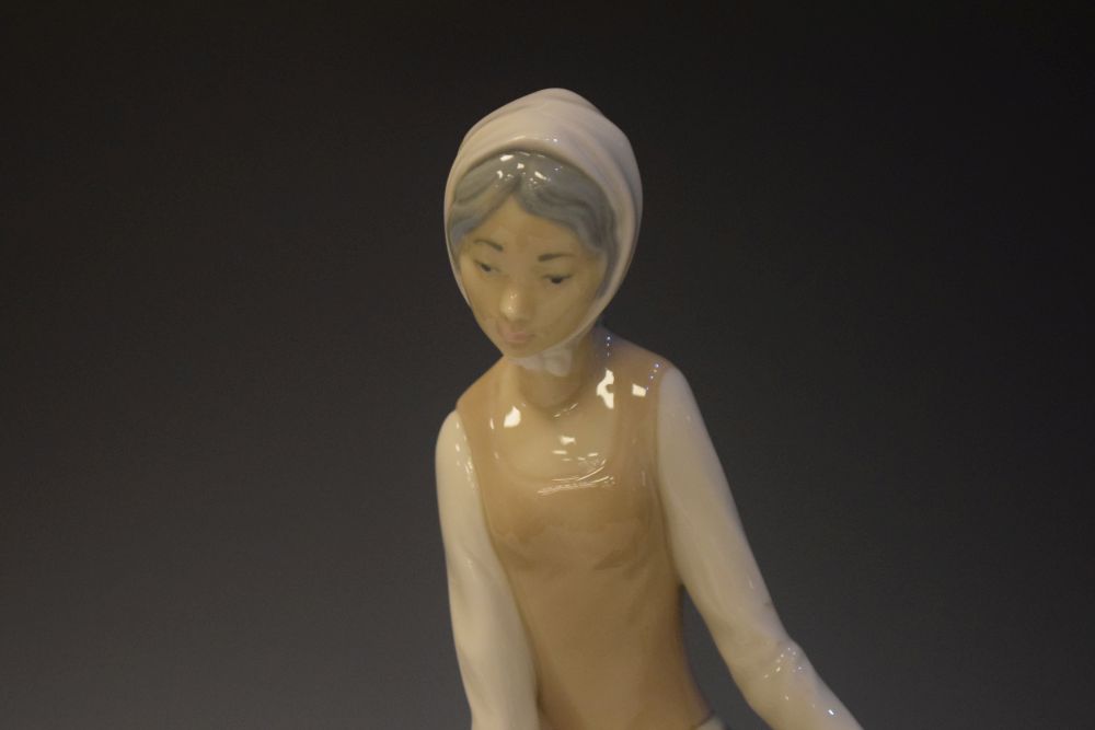 Two Nao porcelain figures, tallest 28cm high Condition: We endeavour to mention any post- - Image 2 of 9