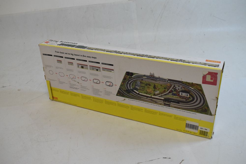 Hornby 00 gauge 'Flying Scotsman' electric train set, boxed (contents unchecked) Condition: Wear and - Image 6 of 8