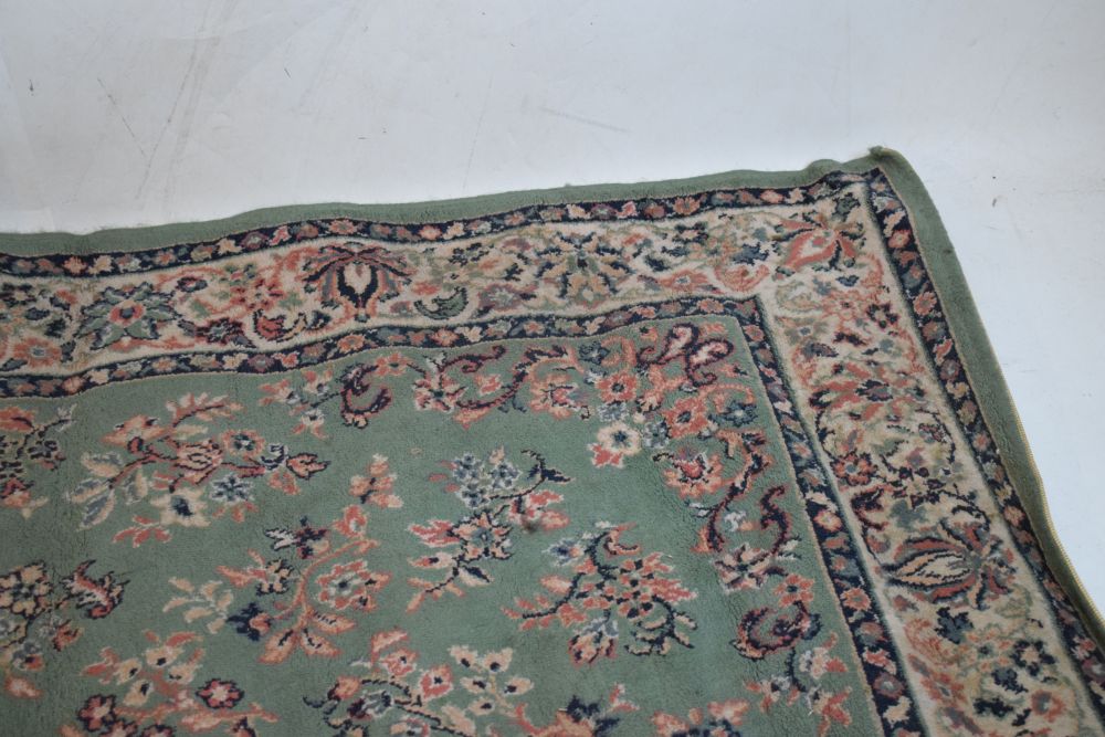 Machine made wool rug, 170cm x 230cm Condition: Would benefit from a clean, otherwise appears - Image 5 of 7