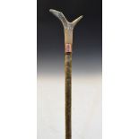 Shepherd's staghorn-handled staff, 137.5cm Condition: **Due to current lockdown conditions,