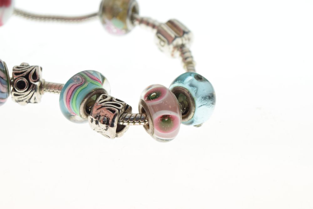 Pandora - flexible bracelet set with fifteen assorted glass and metal charms Condition: Only the - Image 5 of 7