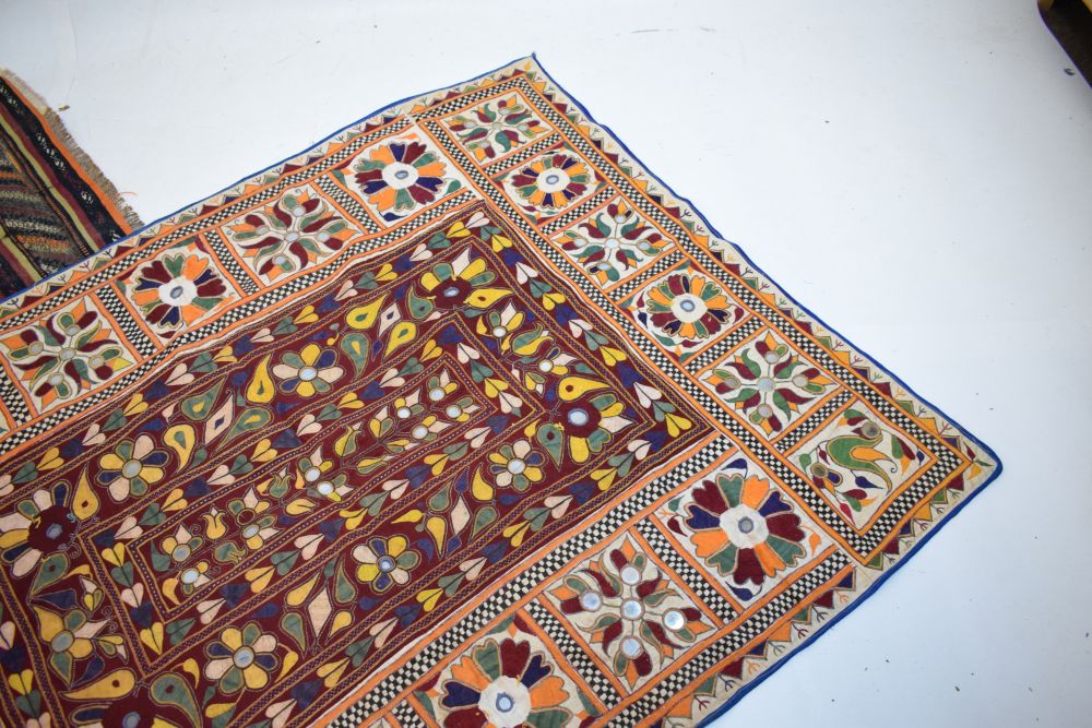 Middle Eastern kelim or flat woven rug with bands of geometric decoration, 91cm x 114cm, together - Image 4 of 6