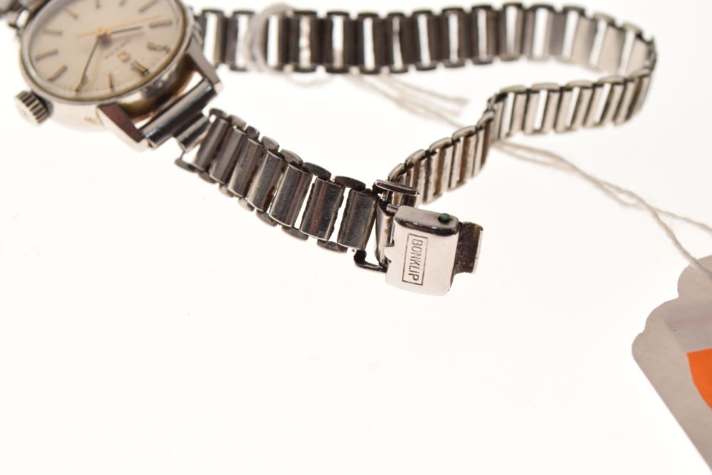 Omega - Lady's stainless steel wristwatch, silvered dial with baton hour markers and centre seconds, - Image 4 of 5