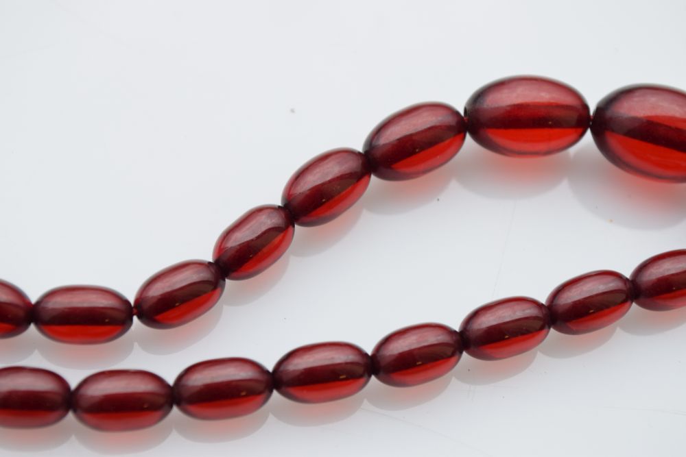 Graduated row of amber beads, 62g gross approx Condition: **Due to current lockdown conditions, - Image 10 of 12