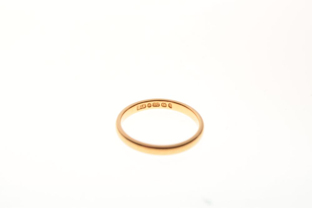 22ct gold wedding band, size J½, 2.4g approx Condition: Very slightly out of circular - ** Due to - Image 3 of 3