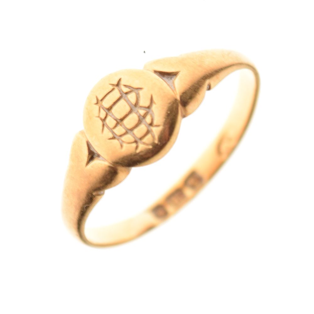 Gentleman's 18ct gold signet ring with engraved monogram, size J½, 2.2g approx Condition: Shank bent