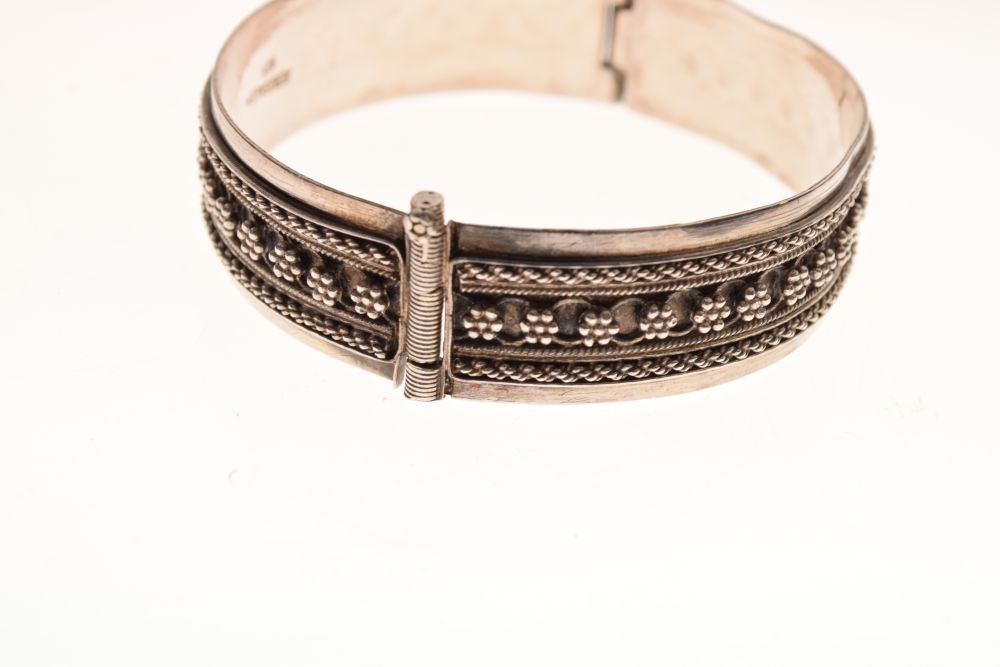 Judaica - Israeli white metal snap bangle stamped Jerusalem 925, the exterior with berry cluster and - Image 5 of 6