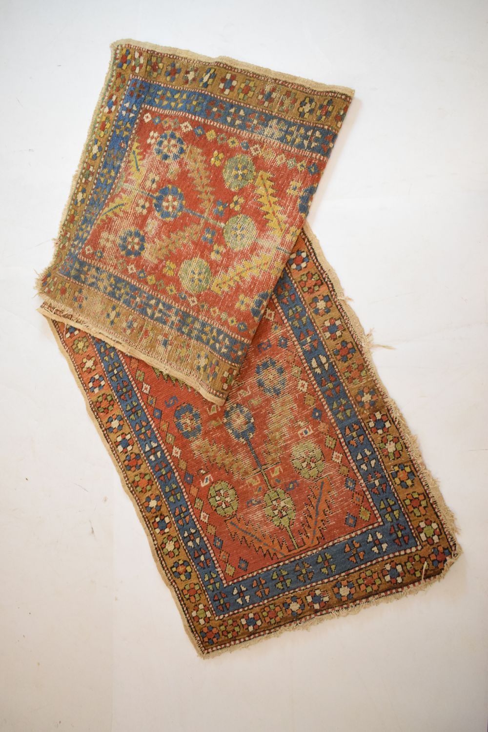 Early to mid 20th Century Caucasian wool runner, the brick-red field with flowering plant motif - Image 2 of 5