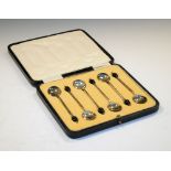 Cased set of six George V silver coffee bean spoons, Sheffield 1922, 45g approx gross Condition: