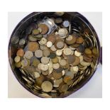 Coins and Medallions - Collection of mainly late 20th Century world and GB coinage, together with