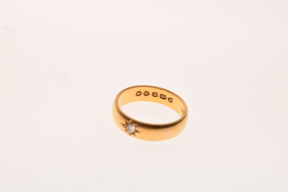 Victorian gentleman's 22ct gold wedding band with single gypsy-set diamond, London 1884, size M½, - Image 6 of 6