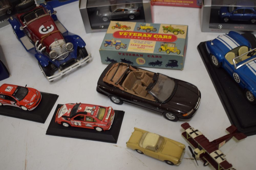 Mixed quantity of model vehicles to include Scalextric, slot cars, Lledo Dandy Comic sets, Burago, - Image 6 of 8