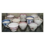 Collection of 18th and early 19th Century tea wares, comprising: eight tea bowls, two tea cups and