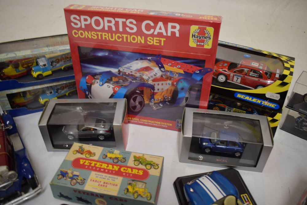 Mixed quantity of model vehicles to include Scalextric, slot cars, Lledo Dandy Comic sets, Burago, - Image 4 of 8