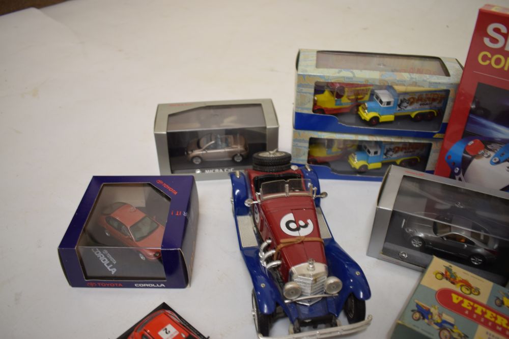 Mixed quantity of model vehicles to include Scalextric, slot cars, Lledo Dandy Comic sets, Burago, - Image 3 of 8