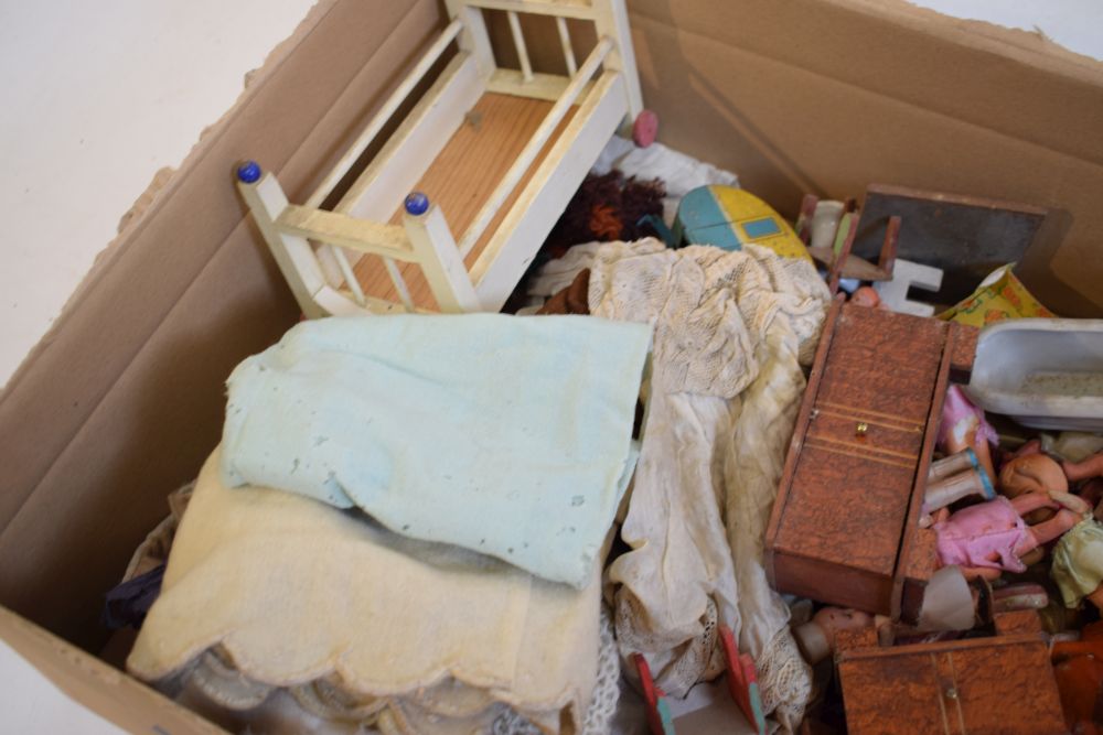 Vintage wooden children's dolls house, together with a selection of various styled house furniture - Image 7 of 7