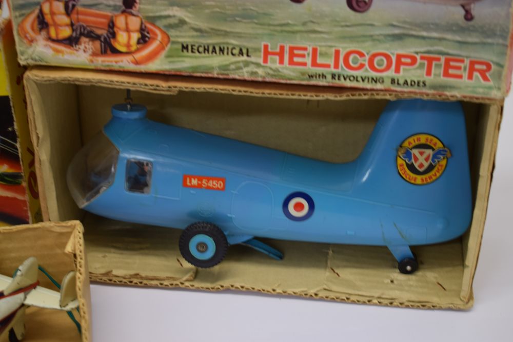 Vintage Marx battery operated four-engined sky cruiser, together with mechanical air sea rescue - Image 4 of 6