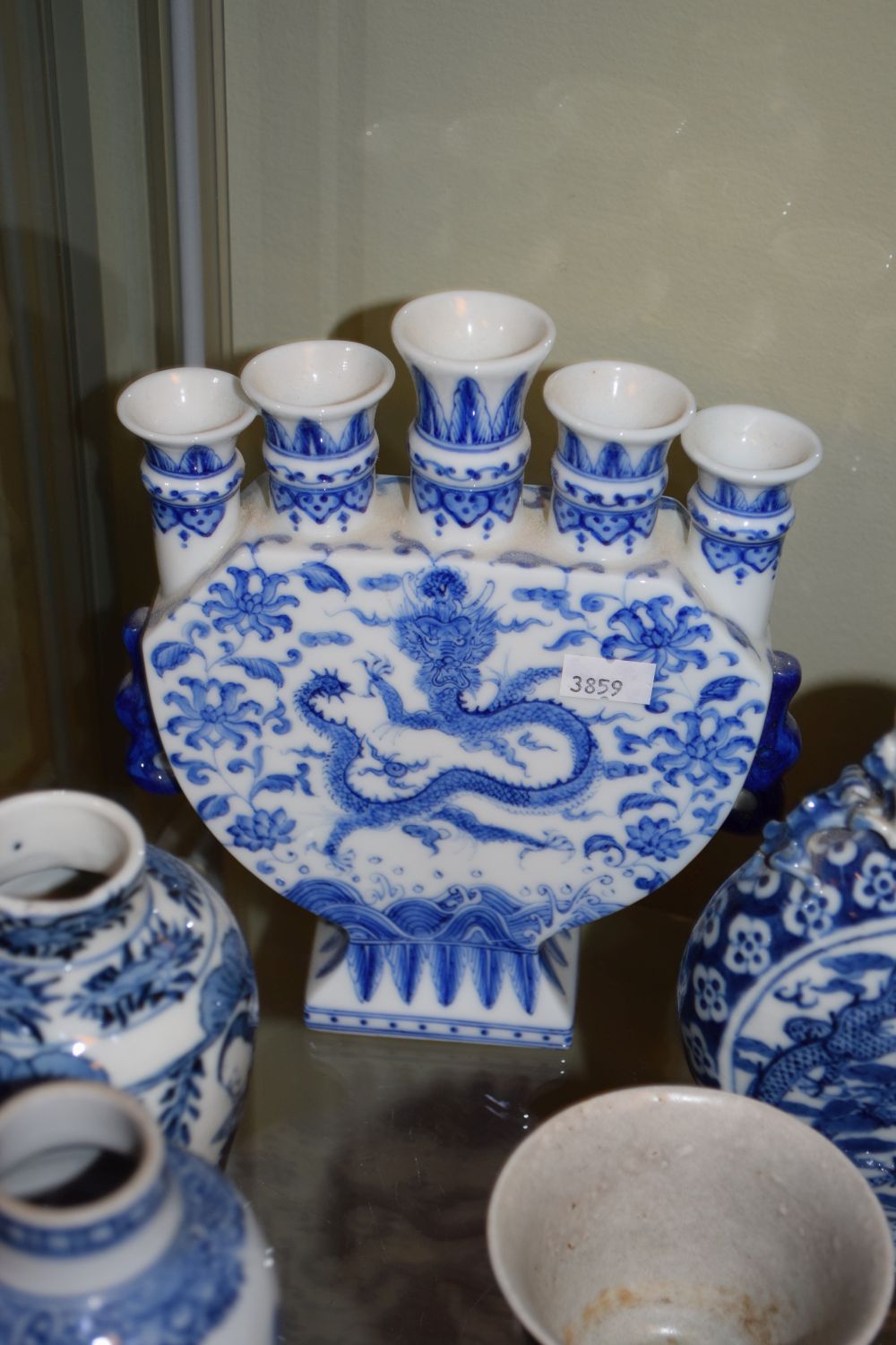 Group of 19th/early 20th Century Chinese blue and white ceramics, to include porcelain Meiping - Image 12 of 13