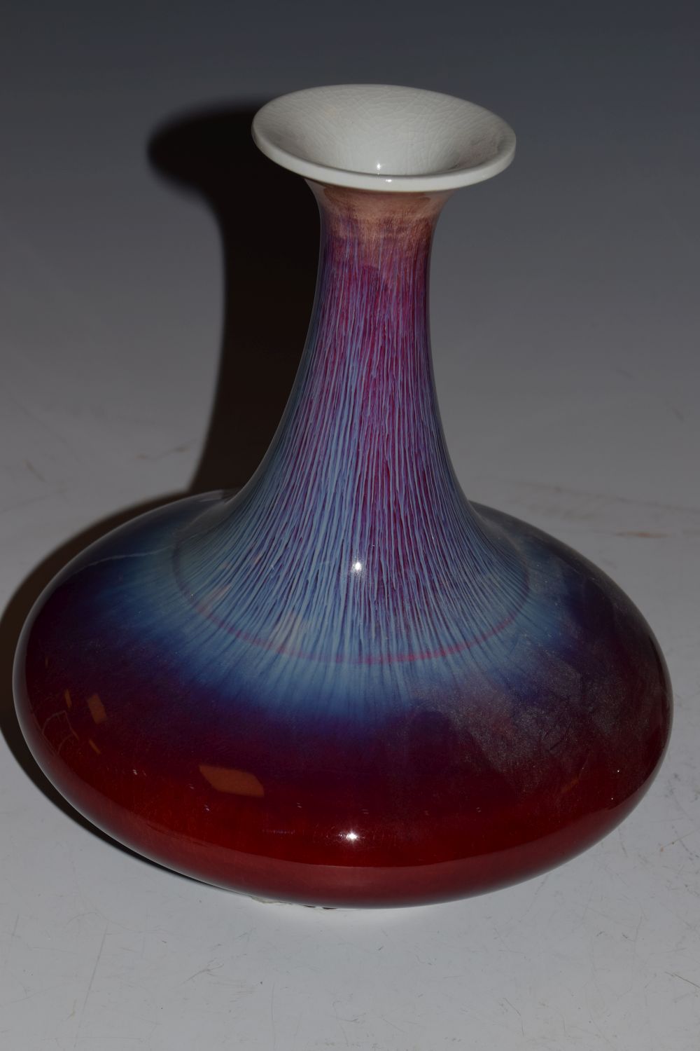 20th Century Chinese Junyao-style sang de boeuf and blue glazed porcelain vase, together with a - Image 3 of 9