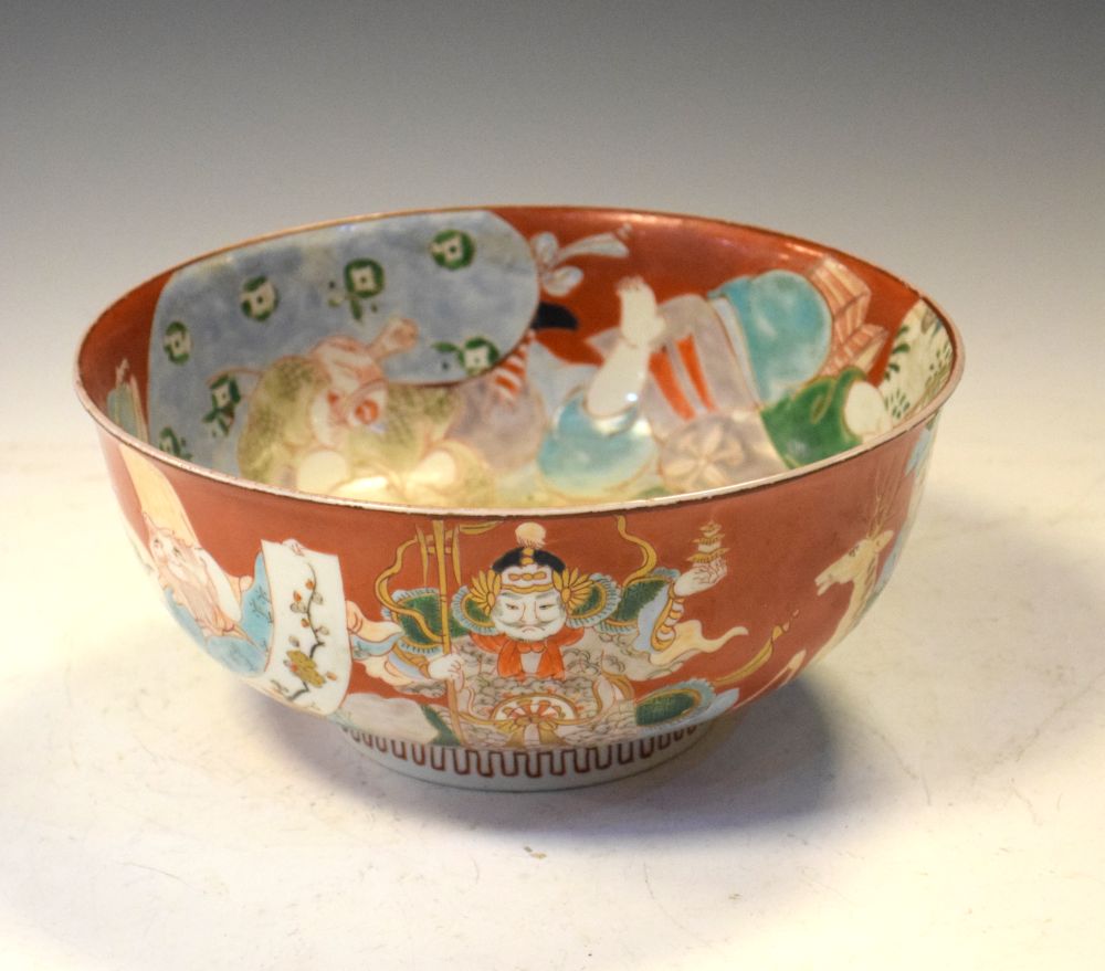 Late 19th/early 20th Century Chinese porcelain footed bowl painted with scenes of Immortals reserved