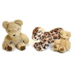 Steiff plush leopard cub, together with musical plush bear and one other Condition: Leopard