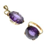 9ct gold ring set large synthetic sapphire of violet hue, approx 14mm diameter, size L, together