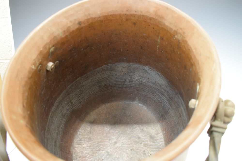 Large copper cauldron log bucket having twisted handle, 35cm x 99cm diameter Condition: Would - Image 4 of 6